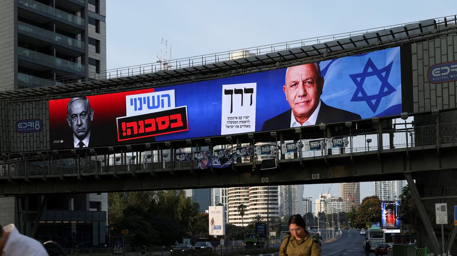 Likud leads at 20.8% as Netanyahu, Eisenkot claim mandate